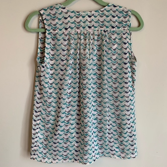 CABi green sleeveless top with sz Small - Picture 6 of 8